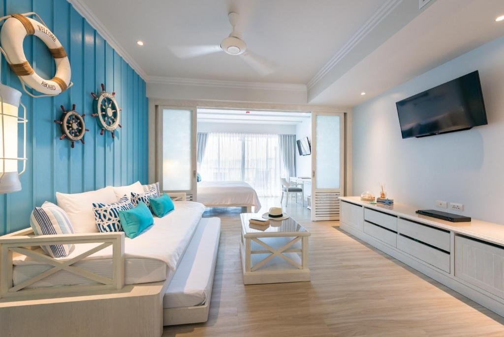 Pool Access Deluxe - Kids areas